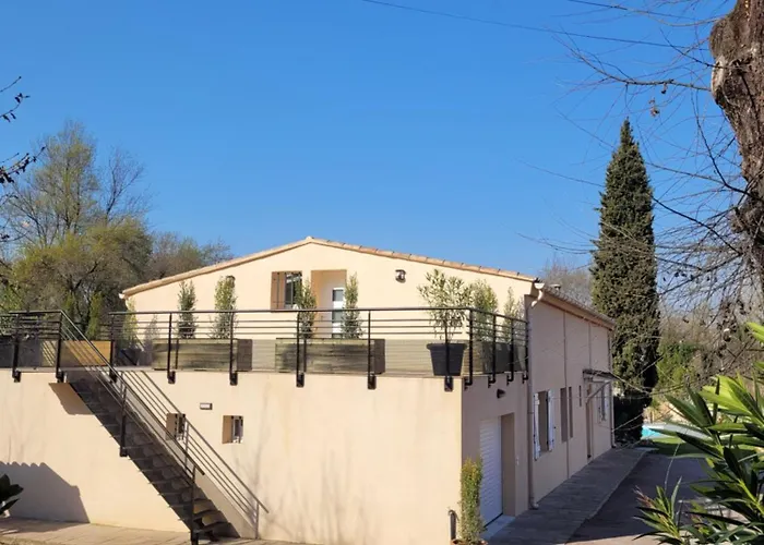 Charmant logement au calme entre mer et montagne